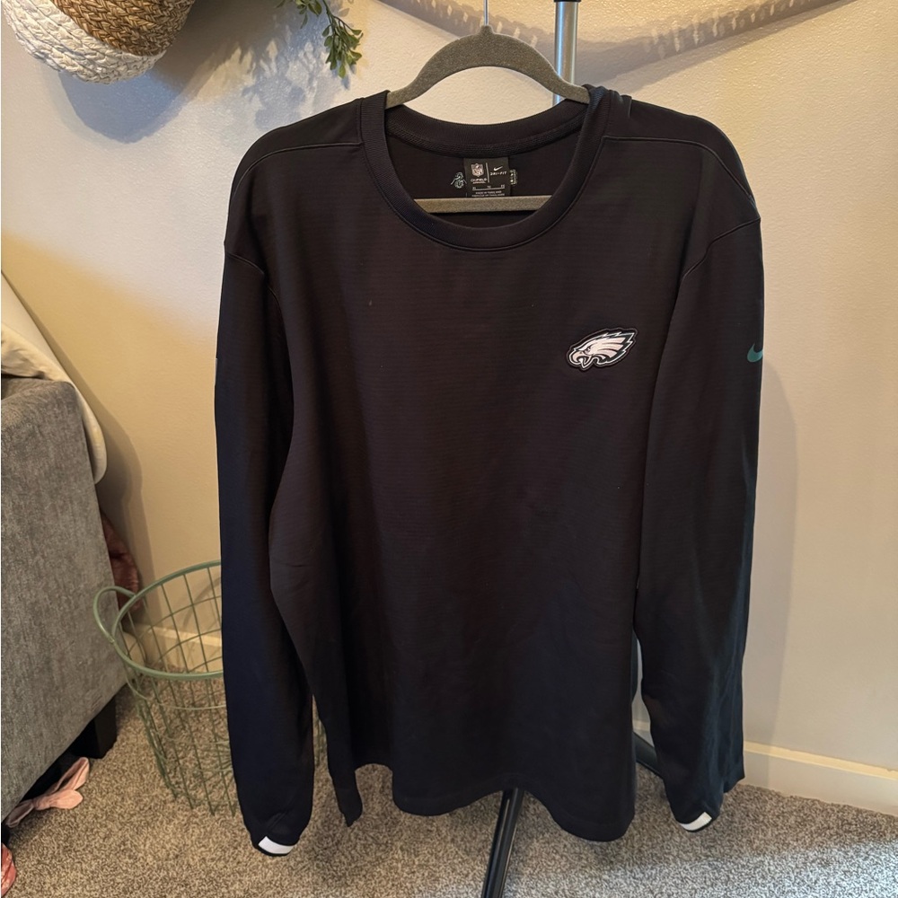 Nike Philadelphia Eagles Men's Dri-fit Crew Neck Athletic Sweater in Black